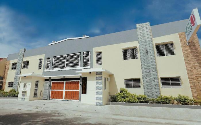 LJENJ Apartelle near Clark Airport