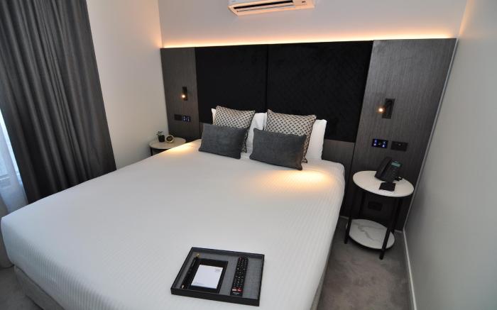 Deco Hotel Canberra