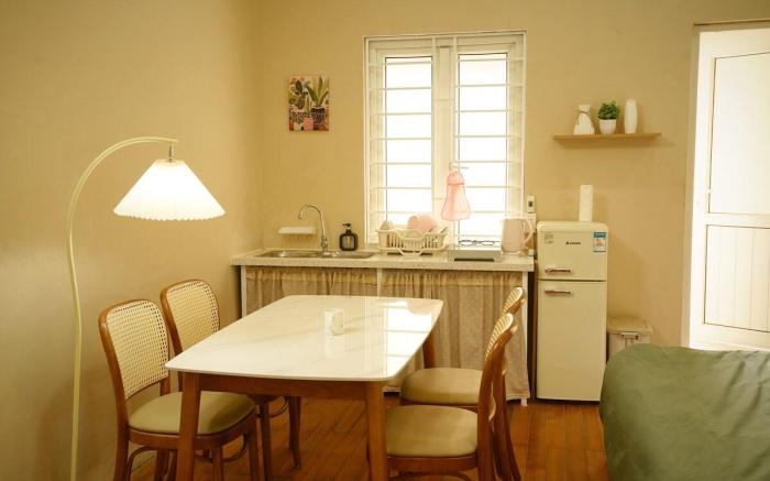 OldQuarter/SuperLocation/Balcony/BeerStr/2BedRooms