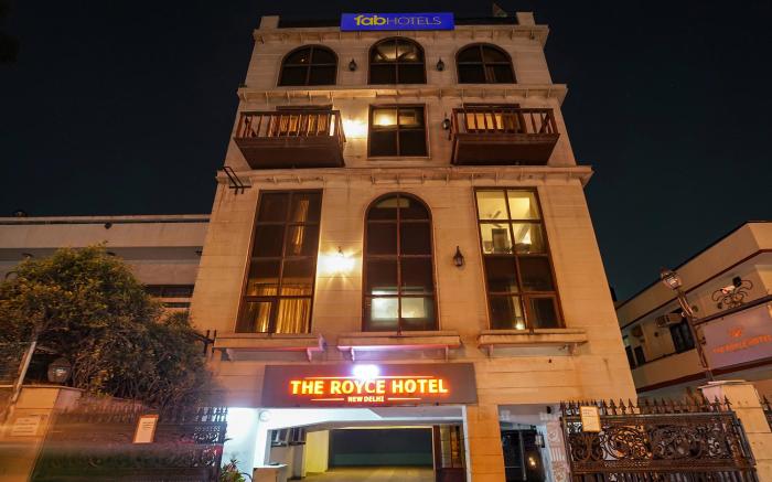 FabHotel NFC Royale