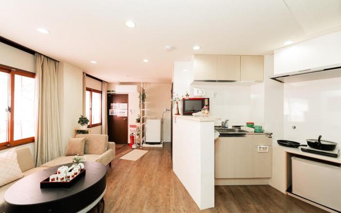 New Large Space 8ppl Flat Apt 2brs&tub