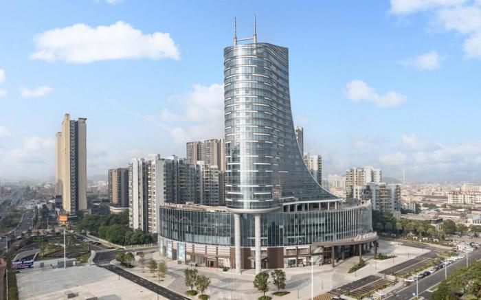 Xana Deluxe Hotel Jiangmen Waihai Bridge