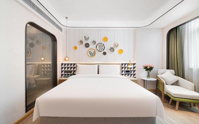 O.Live Social Hotel Lufeng Suibao Department Store Jinlihua Flagship