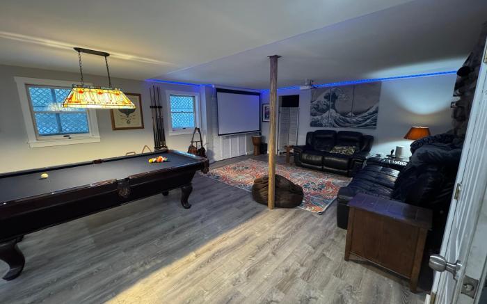 Christmas Cove Inn
