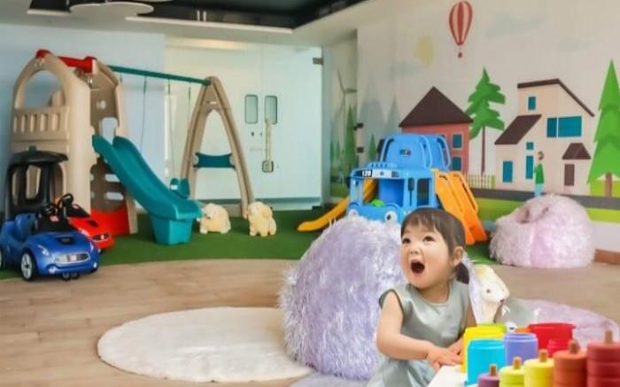 PakuwonMall LuxApartment @Benson Studio by B&B