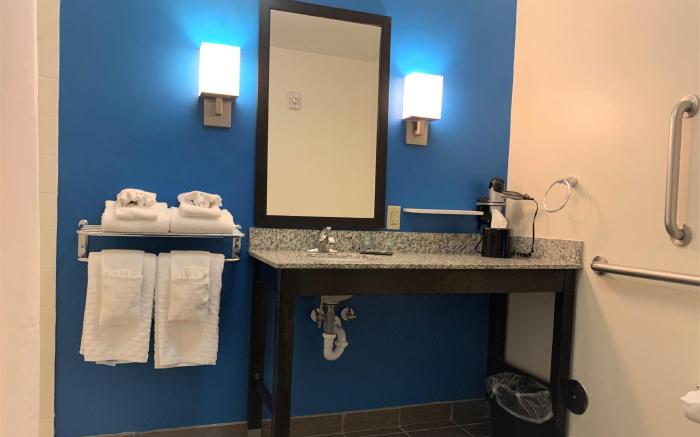 SureStay by Best Western Cambridge