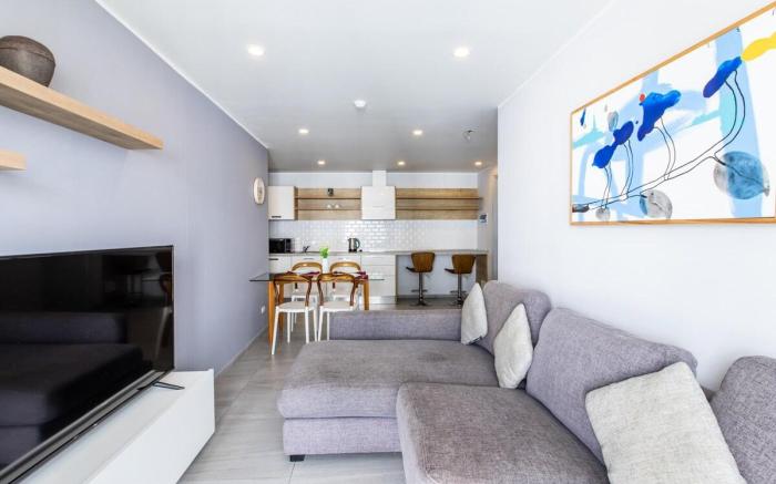 Pool View 1 Bed Apt (T2-620)