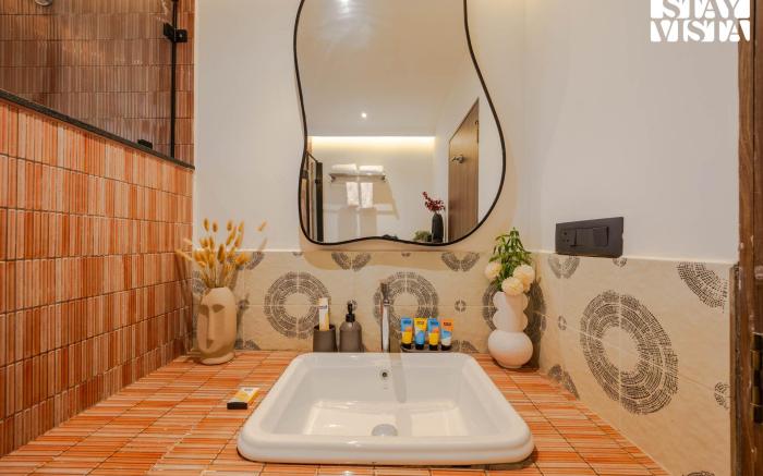 Tarika’s Goldshore by VEO - Part of StayVista