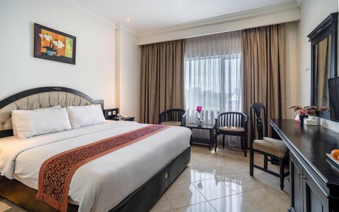 Sutomo Hotel Losari Makassar By LIFE