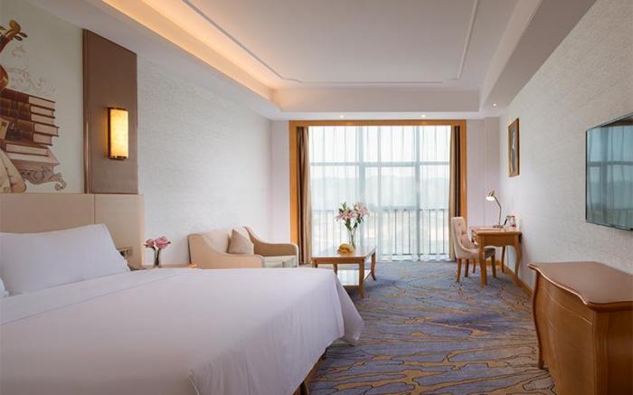Vienna International Hotel Guangdong Huizhou High-speed Railway North Station Xing’an City