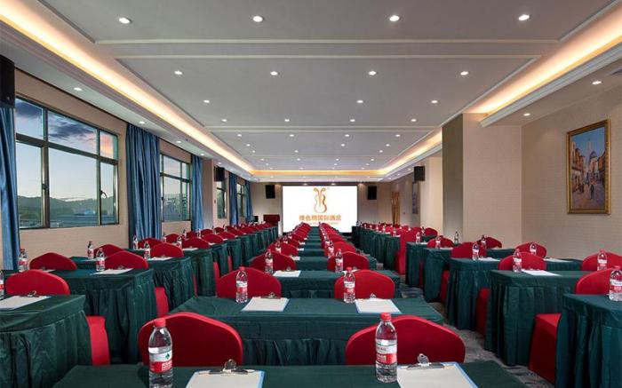 Vienna International Hotel Huidong High-speed Railway Station