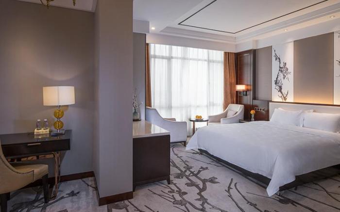 Vienna International Hotel Jiangmen Hetang Zhongjia Plaza