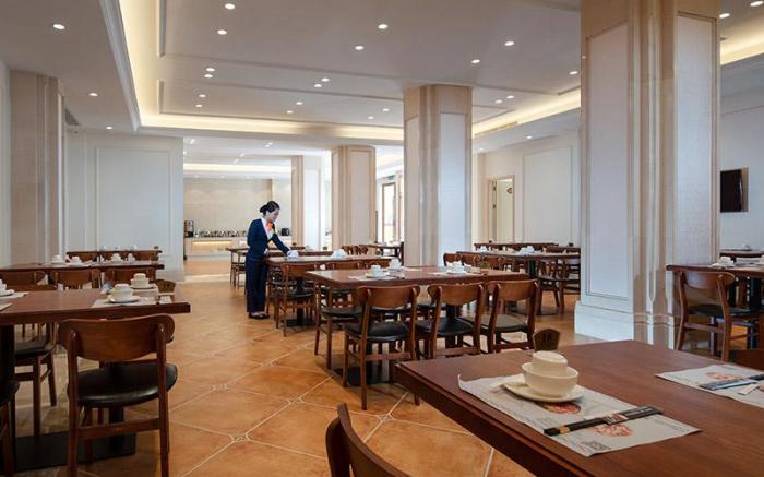 Vienna International Hotel Guangdong Jieyang High-speed Railway Station