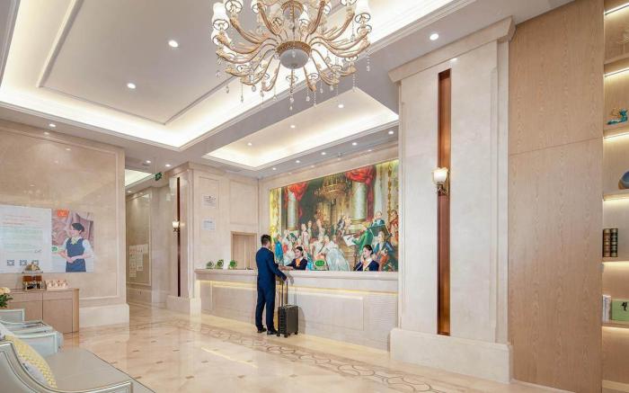 Vienna International Hotel Chengdu Pidu District Bailun Plaza