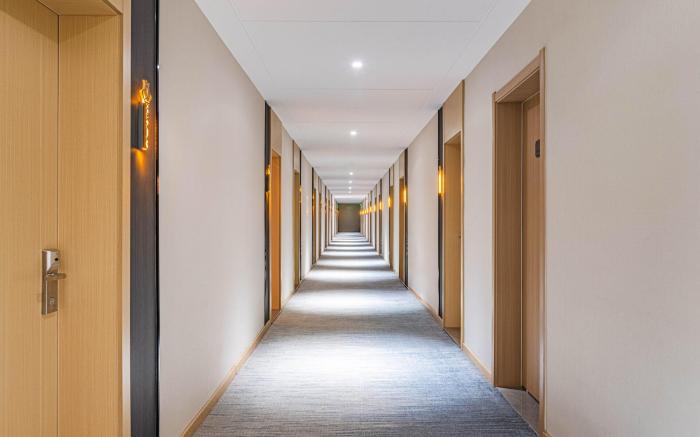 Magnotel Cangzhou Yanshan Phoenix Park