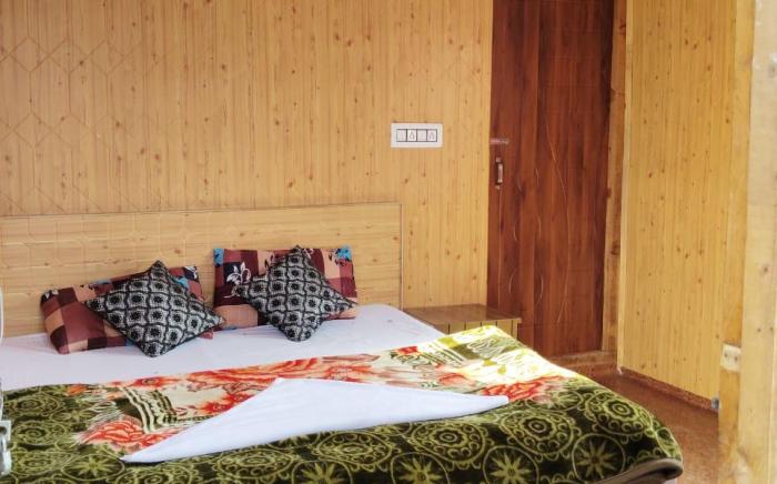 Tirthan Mountain Stay