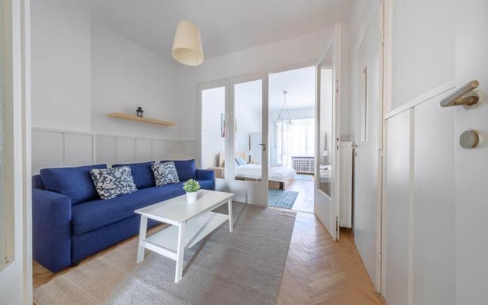 Brand new Fakés-Two balconies above the citycenter