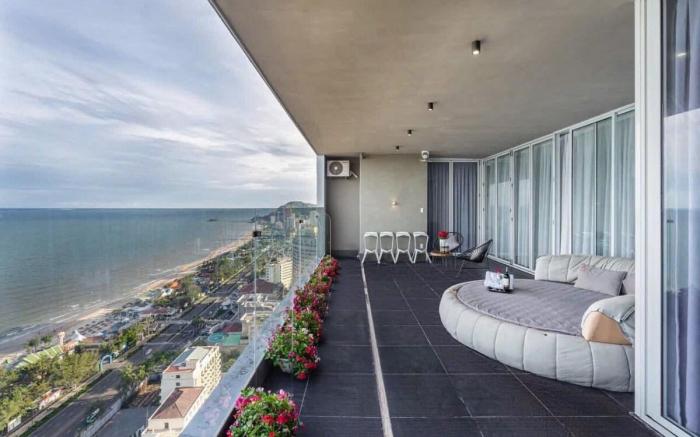 Penthouse Vung Tau 50m from the sea 4br