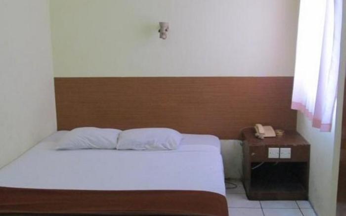 Hotel Lautze Indah