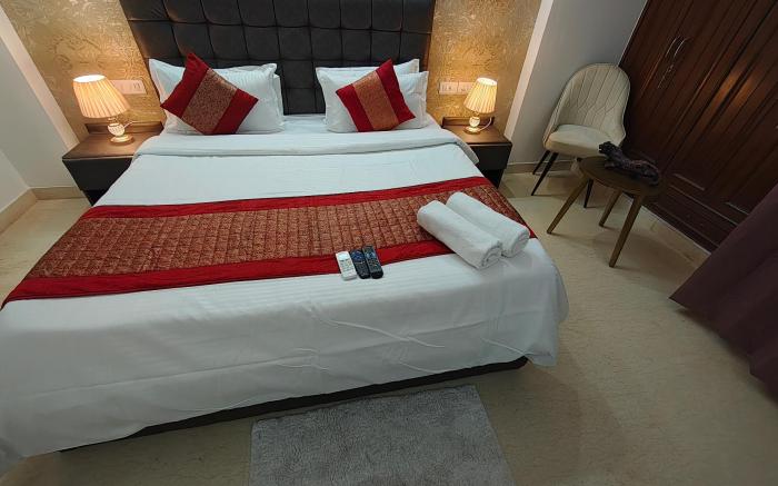 Divine India Service Apartment, 1 BHK,  E- 30