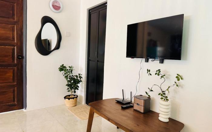Rumah Hayden - River View, 2BR, Wifi, Netflix