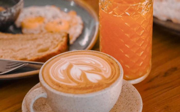 Sathiti Cafe & Bed