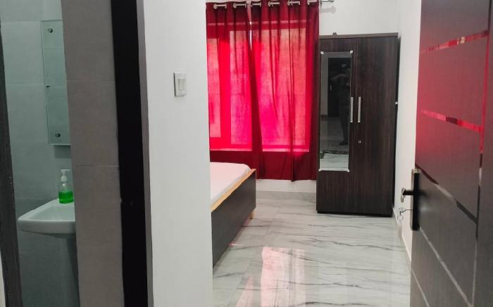 Comfort Stay Near IIM College