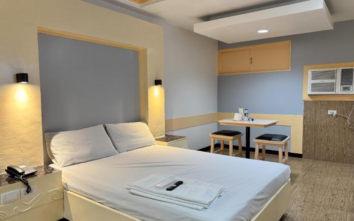 Liza Lodge Budget Hotel