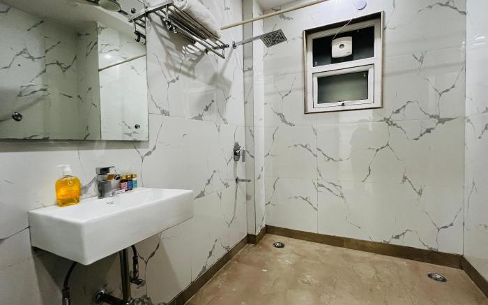 BluO 2BHK City Centre - Balcony, Lift, Terrace