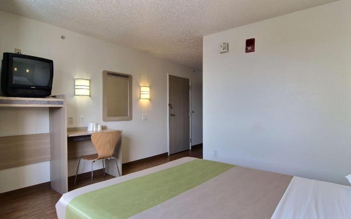 Motel 6 Albuquerque, NM - North