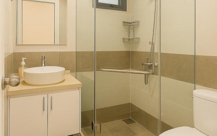 Monarchy Luxury Serviced Apartments – By Charm VN