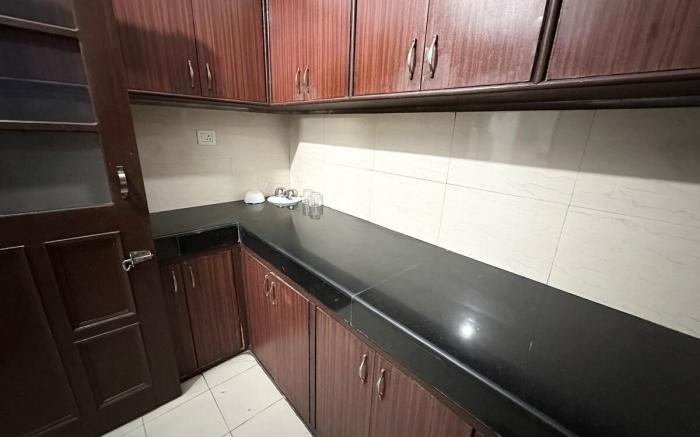 Flat/Mohali/Ownr free/sector 63/near Fortis Hosptl