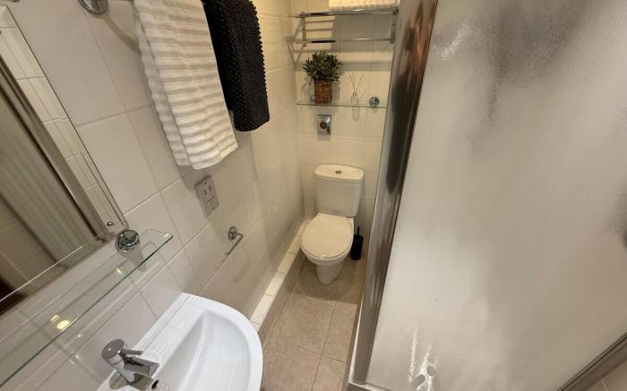 Suite 12 Winterdene