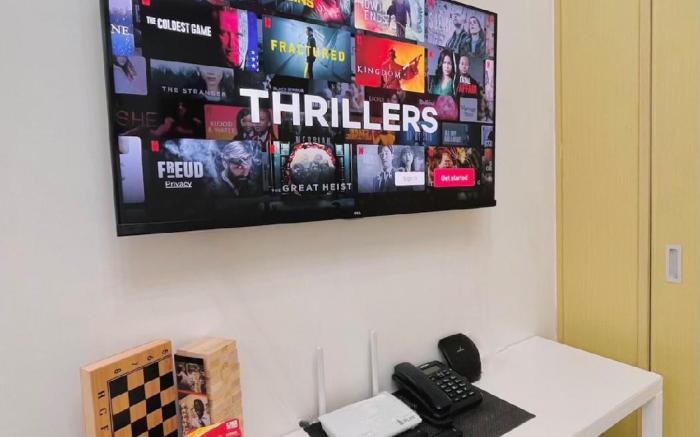 SMDC Tagaytay 1BR |Wifi+Netflix+Games| City View