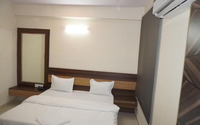 Goroomgo Altera Jaipur