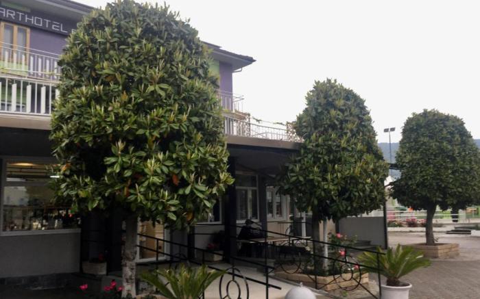 7 LAKES Aparthotel