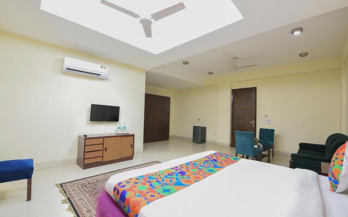 FabHotel AM Bliss