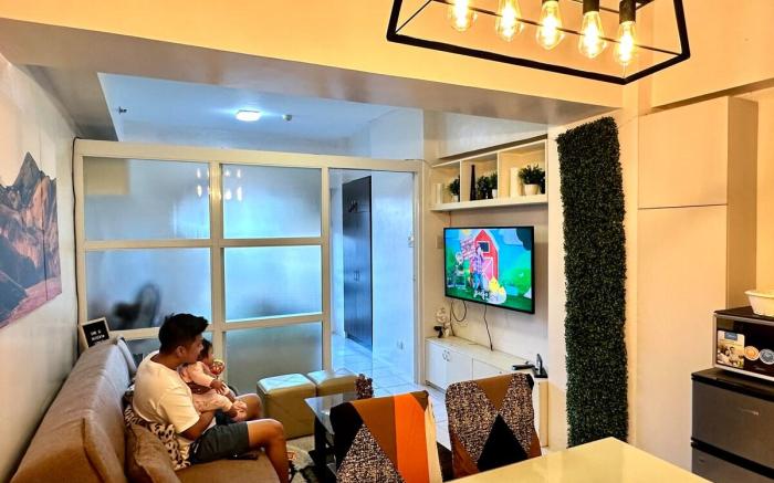 Tagaytay 1BR  Haven w/ Pool @100mbs Fibr - Netflix