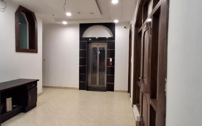 Goroomgo Indra Inn Varanasi