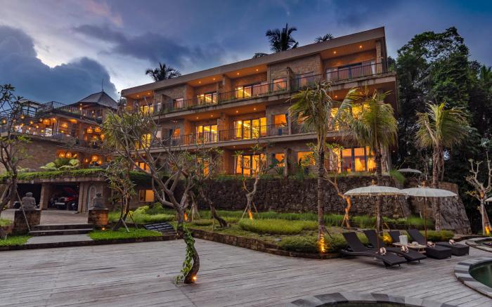 Hoshi Jungle Resort
