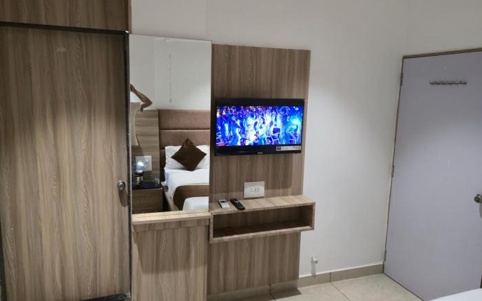 Gokul Guest House