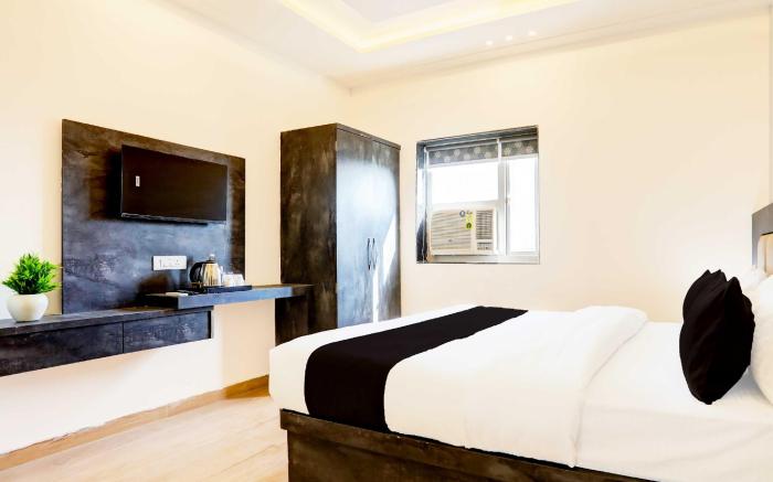 Super Townhouse Pahadiya