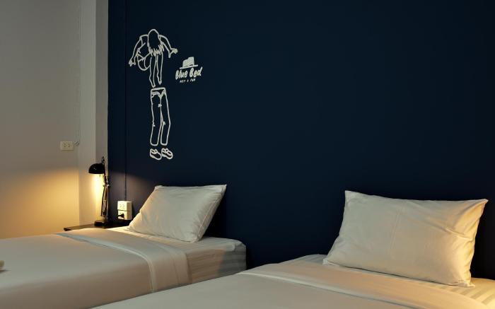Bluebed