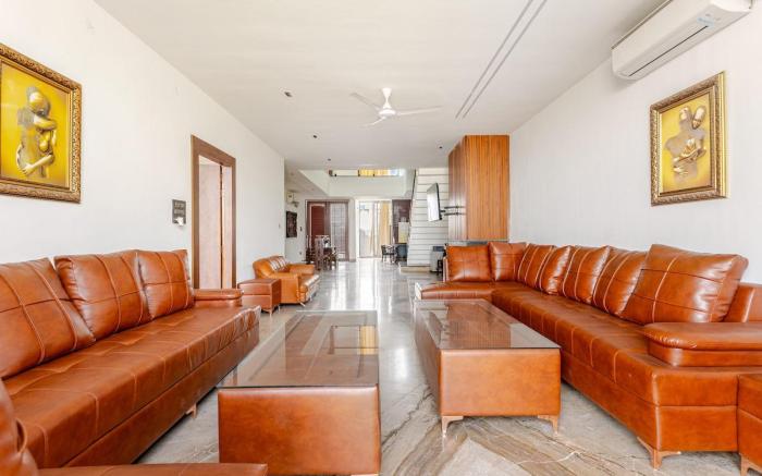 Heartland: Ganga view Villa w/ Jacuzzi & lift