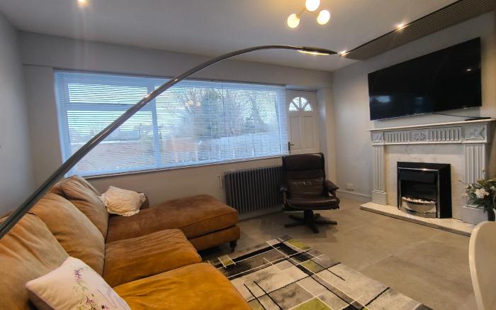 Spotless and Spacious Manchester Home
