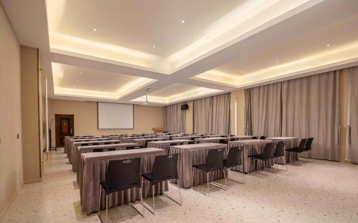 Home Inn Plus Taiyuan Ancient County City Botanical Garden
