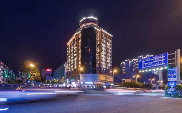 Home Inn Plus Taiyuan Yingze Street Jianshe South Road Railway Station