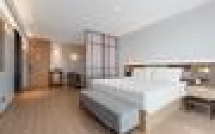 Home Inn Plus Jiujiang College Wanda Plaza