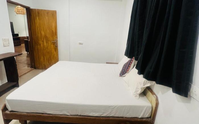 Morr bagh - 3 bed room suite