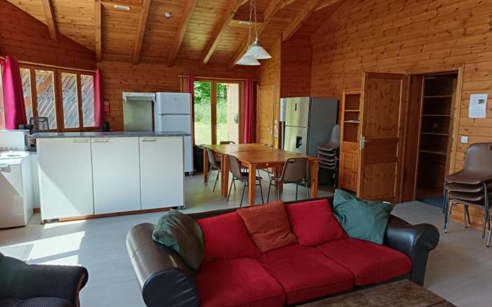 Spacious chalet, sleeps 15